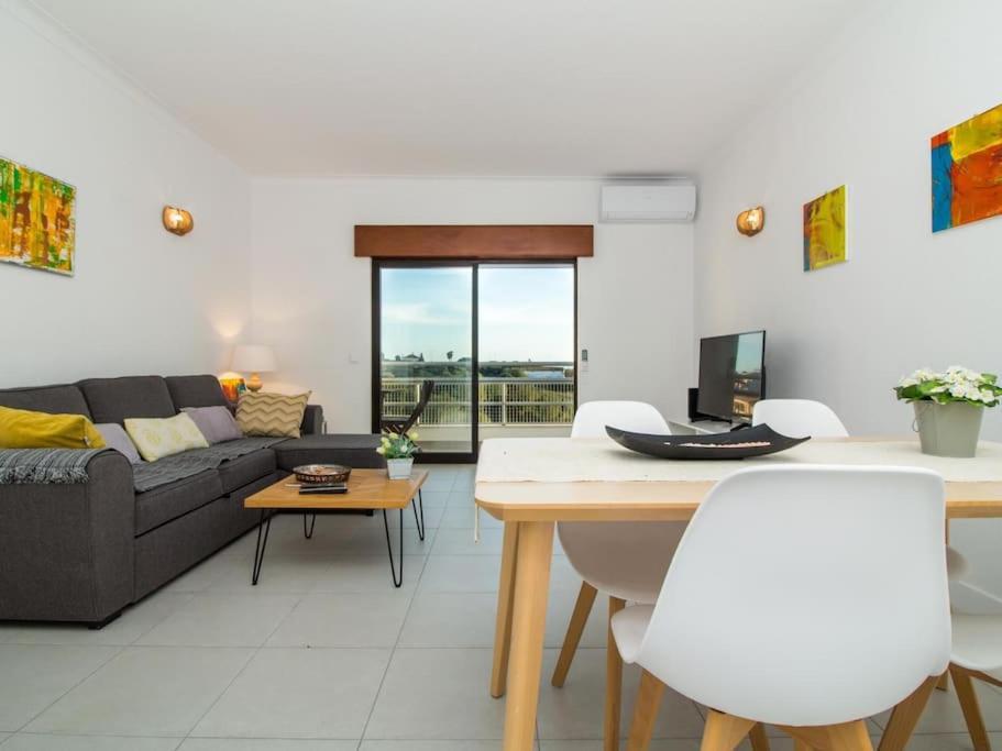 Central Apartment - Pool And Sea View & Albufeira Center Esterno foto