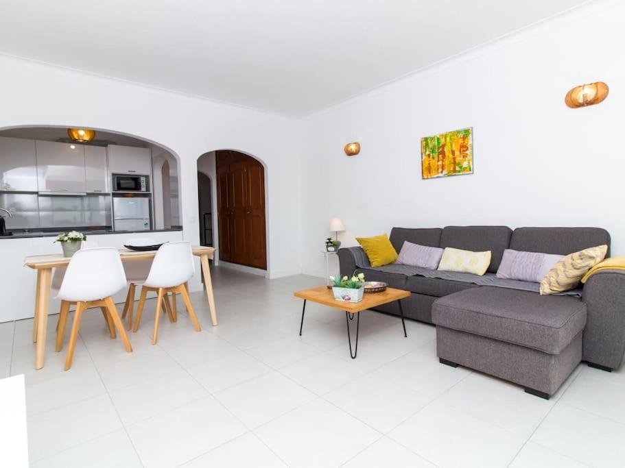 Central Apartment - Pool And Sea View & Albufeira Center Esterno foto