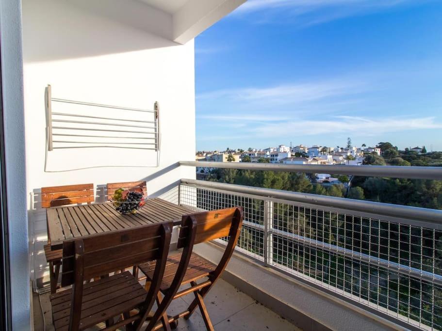 Central Apartment - Pool And Sea View & Albufeira Center Esterno foto