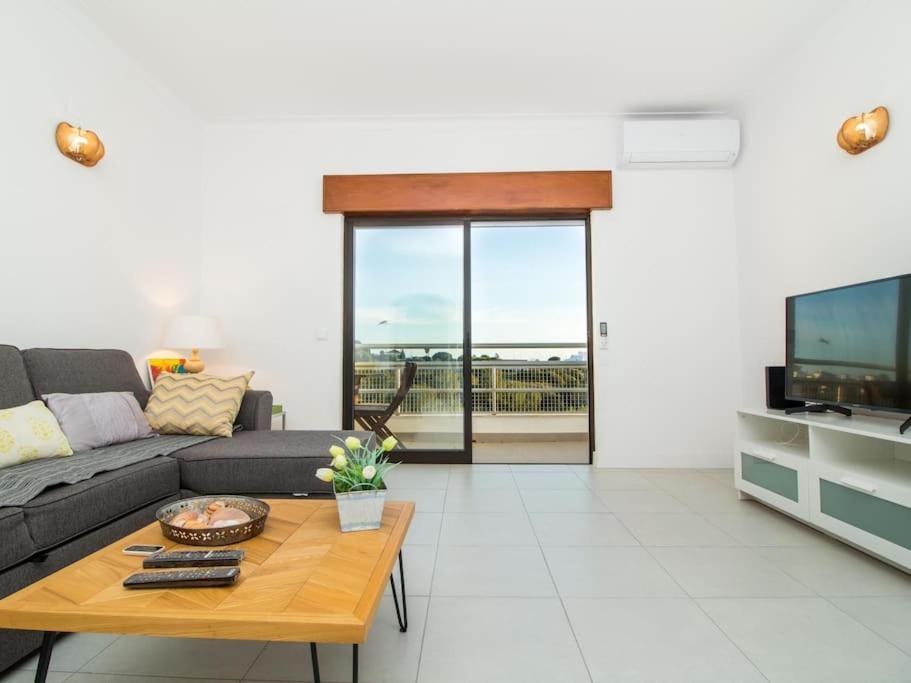 Central Apartment - Pool And Sea View & Albufeira Center Esterno foto